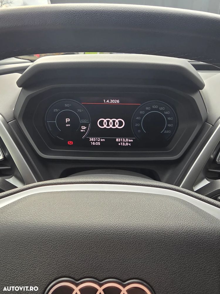Audi Q4 e-tron 45 quattro - 6
