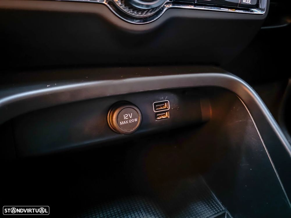 Volvo XC 40 1.5 T4 PHEV Inscription Expression - 40