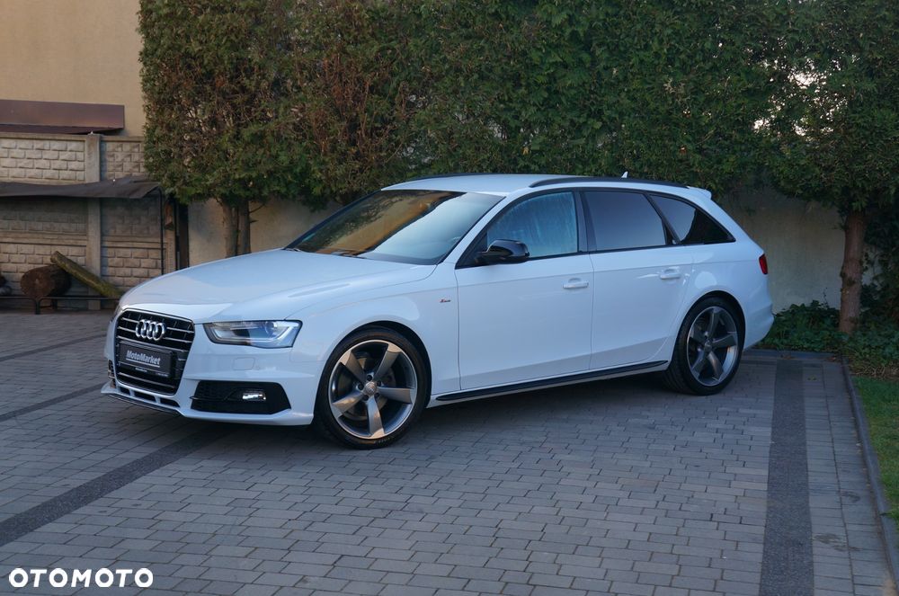 Audi A4 Avant 2.0 TDI DPF clean diesel S line Sportpaket - 12