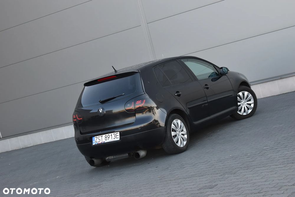 Volkswagen Golf - 36