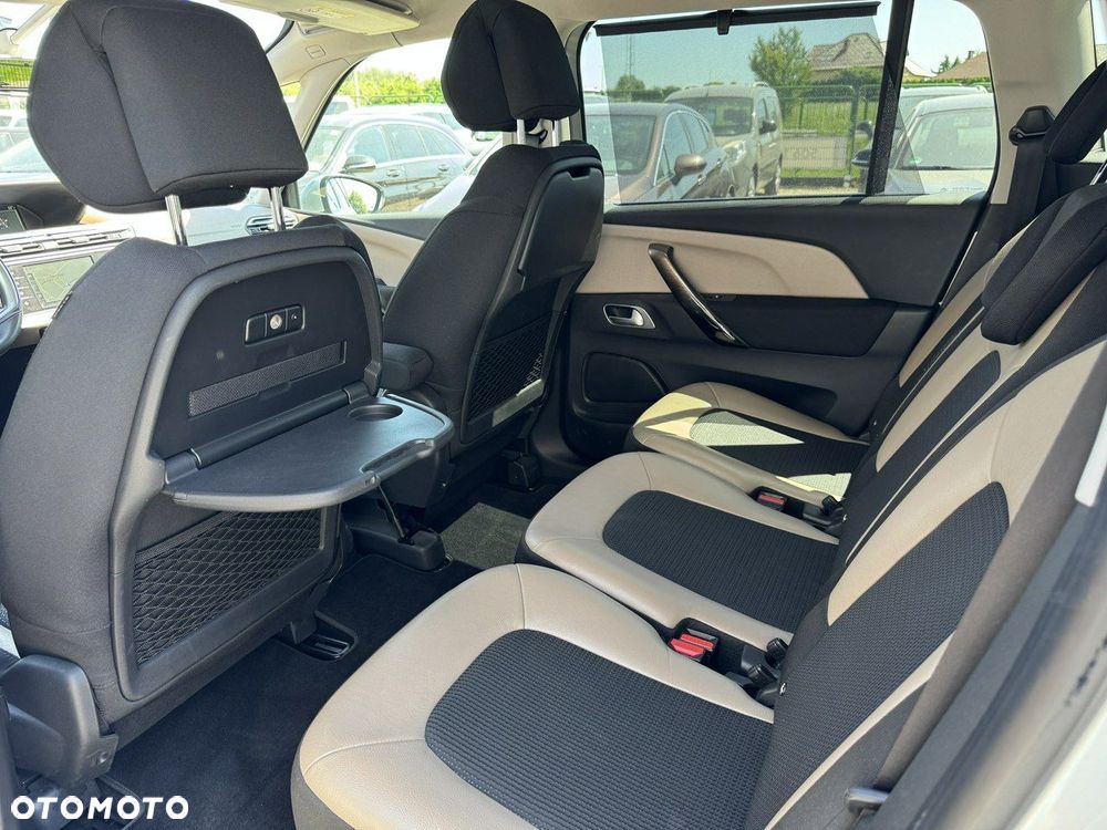 Citroën C4 Grand Picasso - 15
