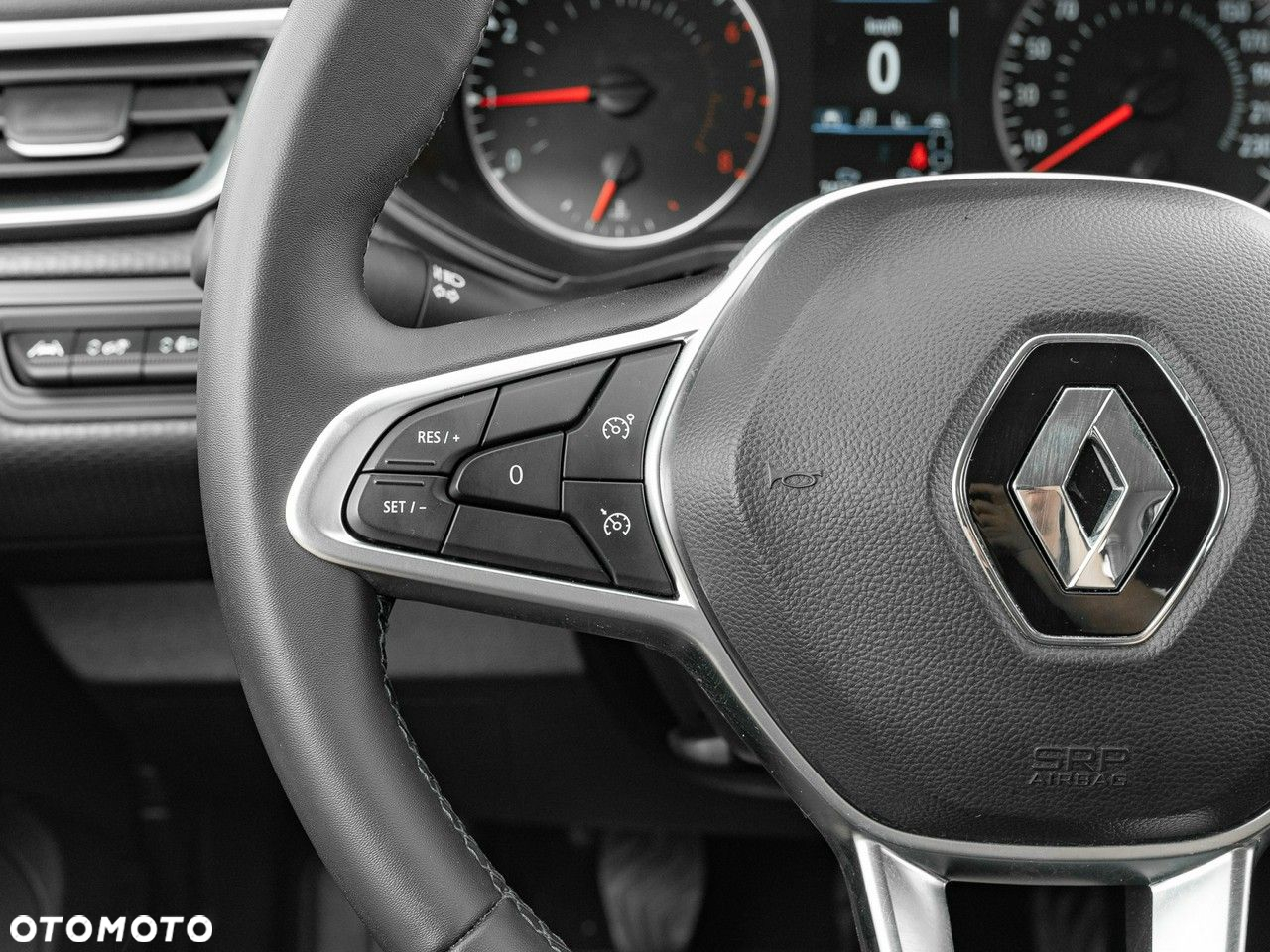 Renault Clio 1.0 TCe Equilibre - 17