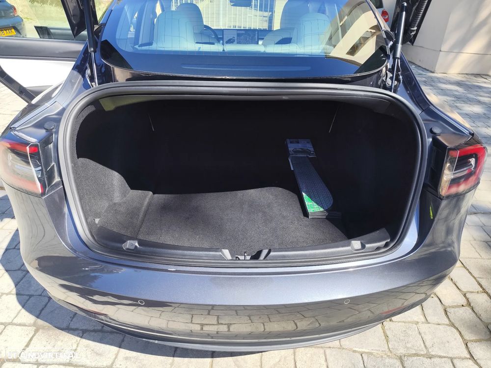 Tesla Model 3 Long-Range Dual Motor AWD - 14