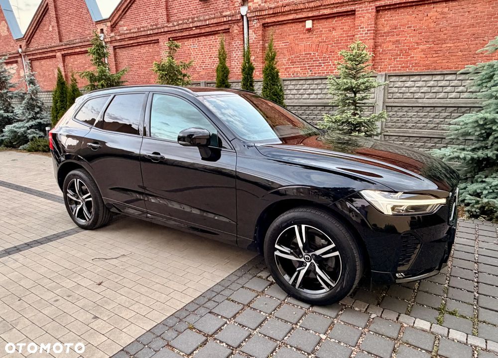 Volvo XC 60 B4 D AWD Plus Dark - 8