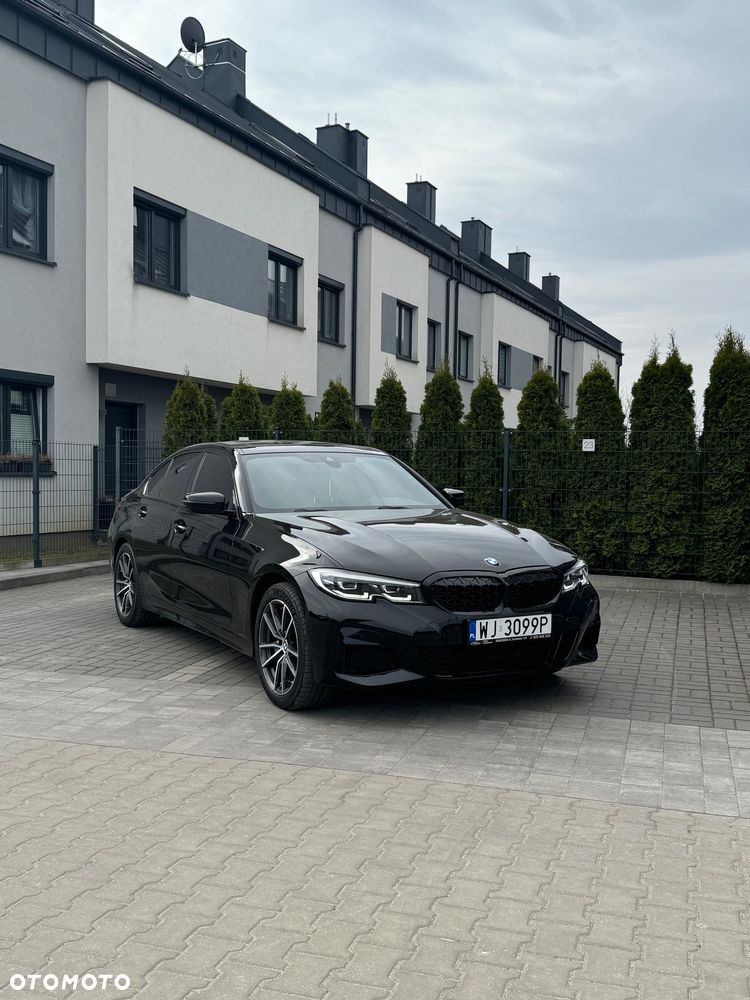 BMW Seria 3 330i xDrive Sport - 4