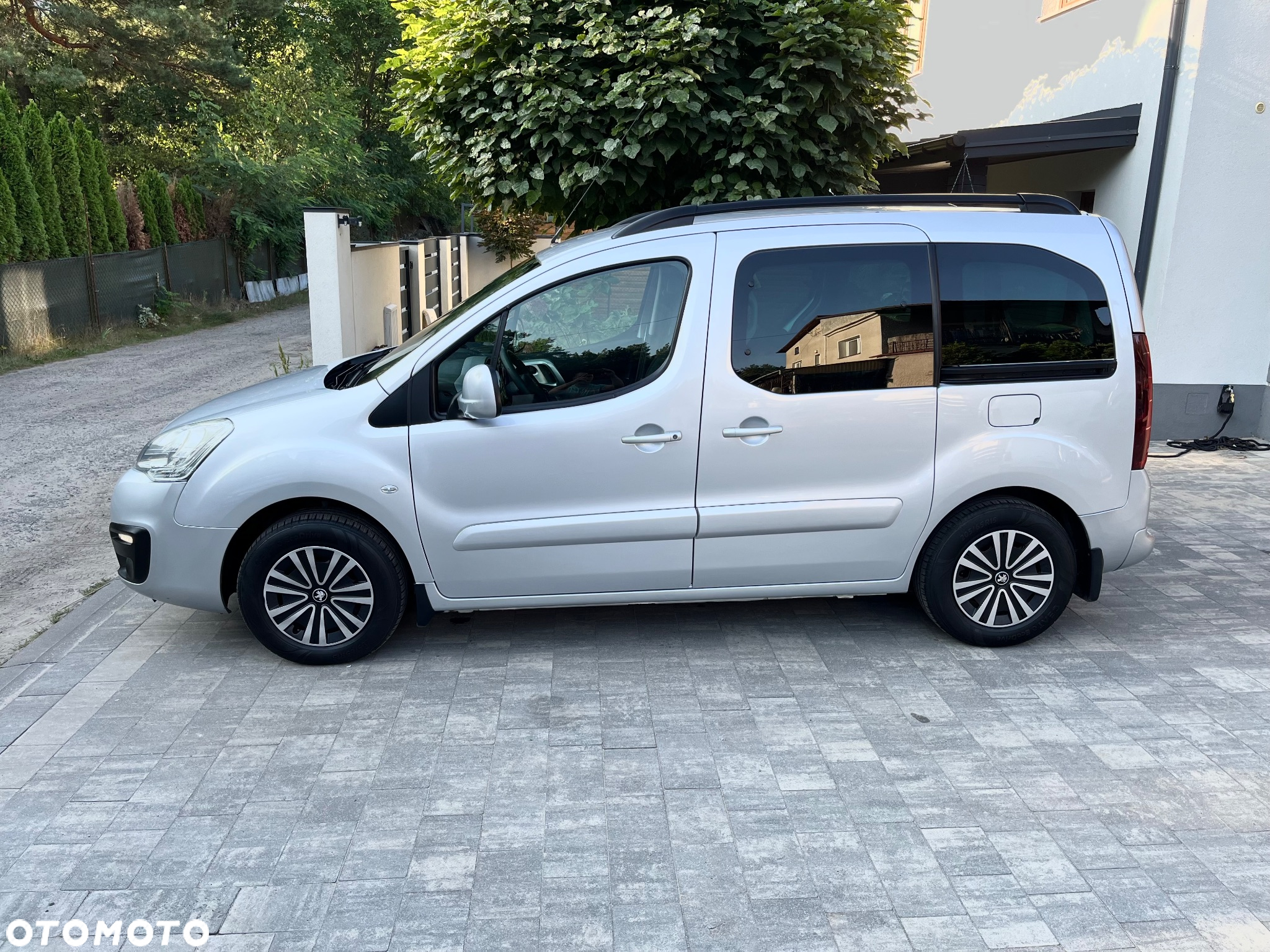 Peugeot Partner 1.6 BlueHDi Outdoor - 2