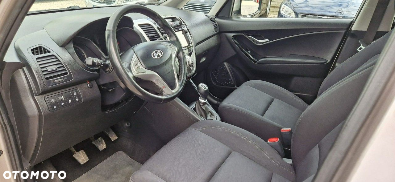Hyundai ix20 - 36