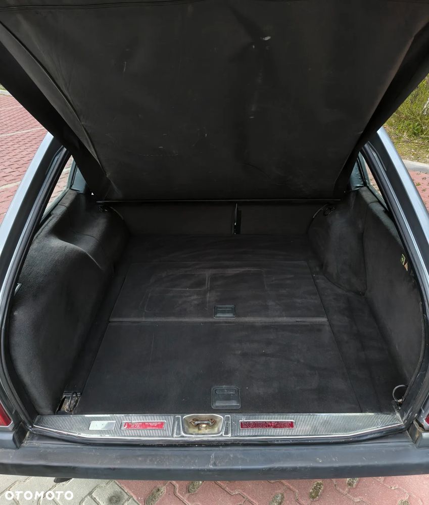 Mercedes-Benz W124 (1984-1993) - 10