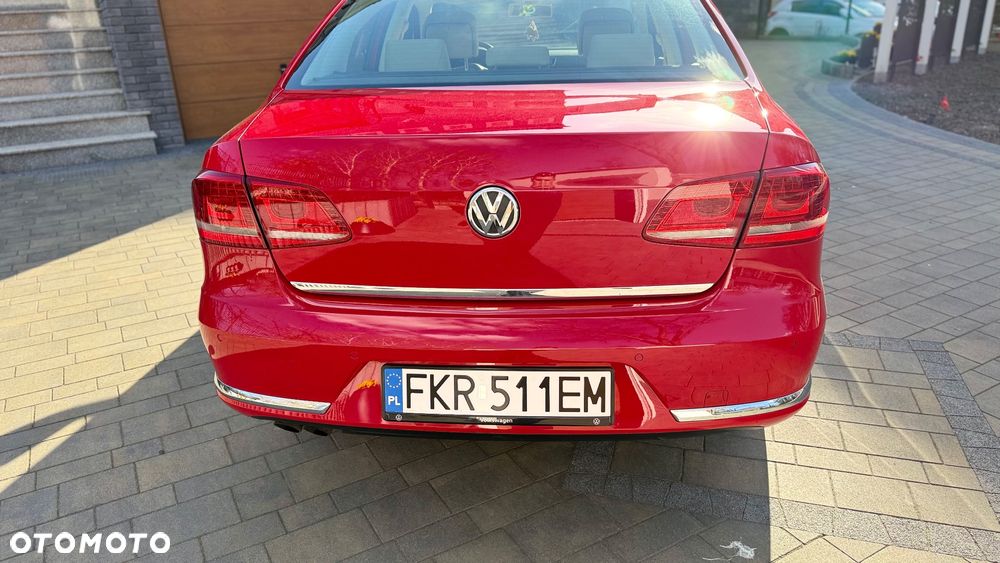 Volkswagen Passat 2.0 TDI Comfortline - 9