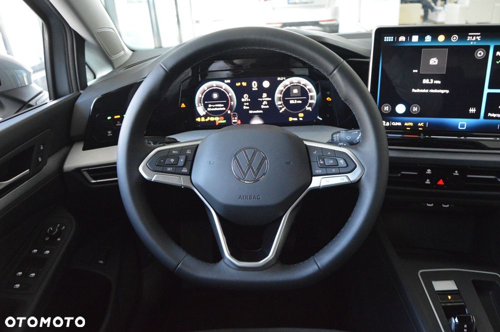 Volkswagen Golf Variant - 12