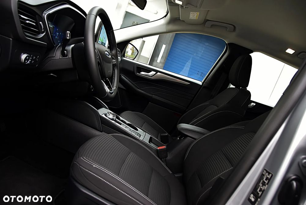 Ford Kuga 2.5 FHEV FWD Titanium - 16