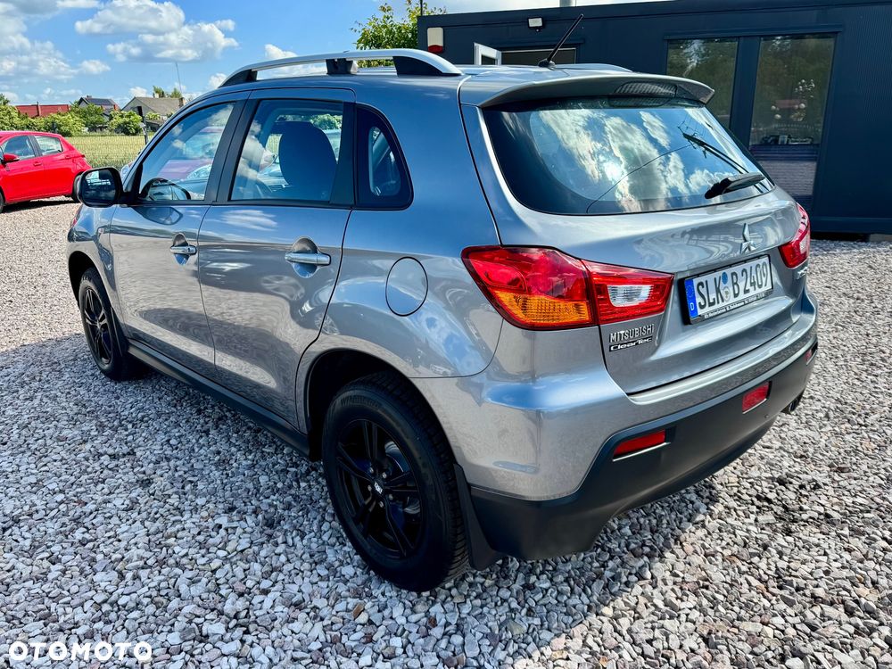 Mitsubishi ASX - 4
