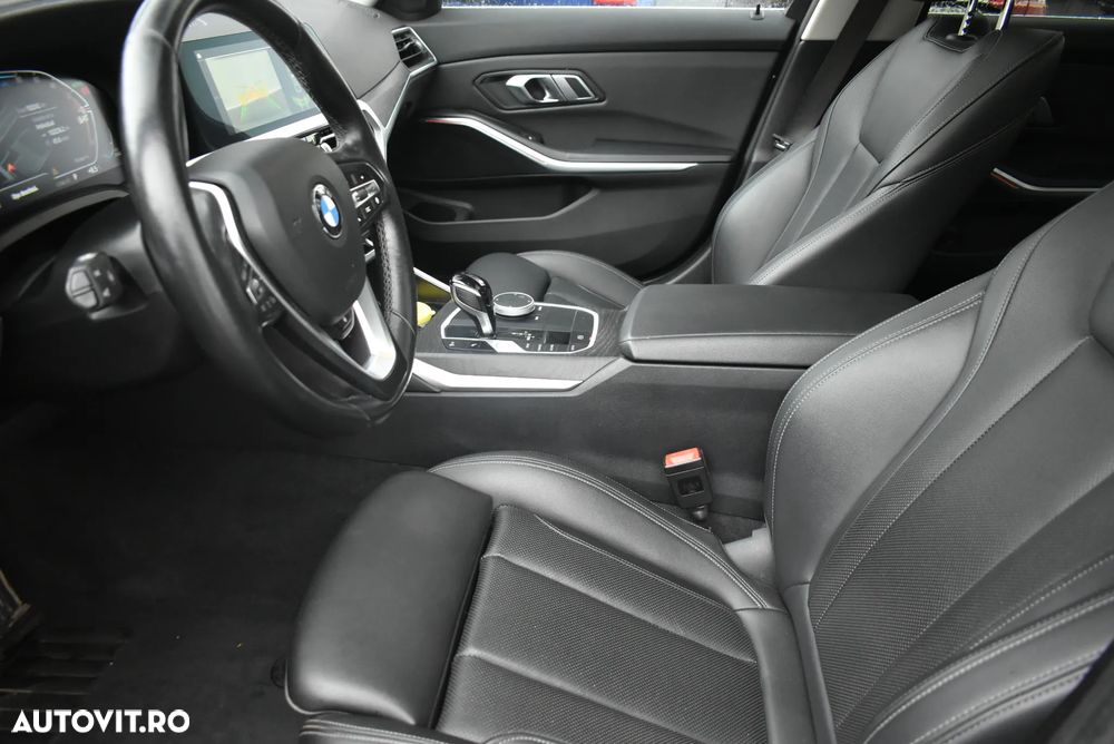 BMW Seria 3 320d xDrive AT Luxury Line - 10