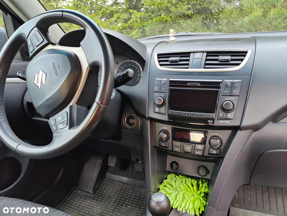 Suzuki Swift 1.2 - 11