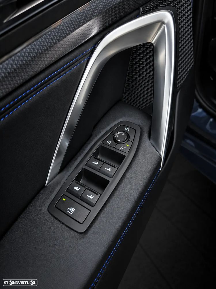 BMW iX2 eDrive20 Pack Desportivo M Pro - 28