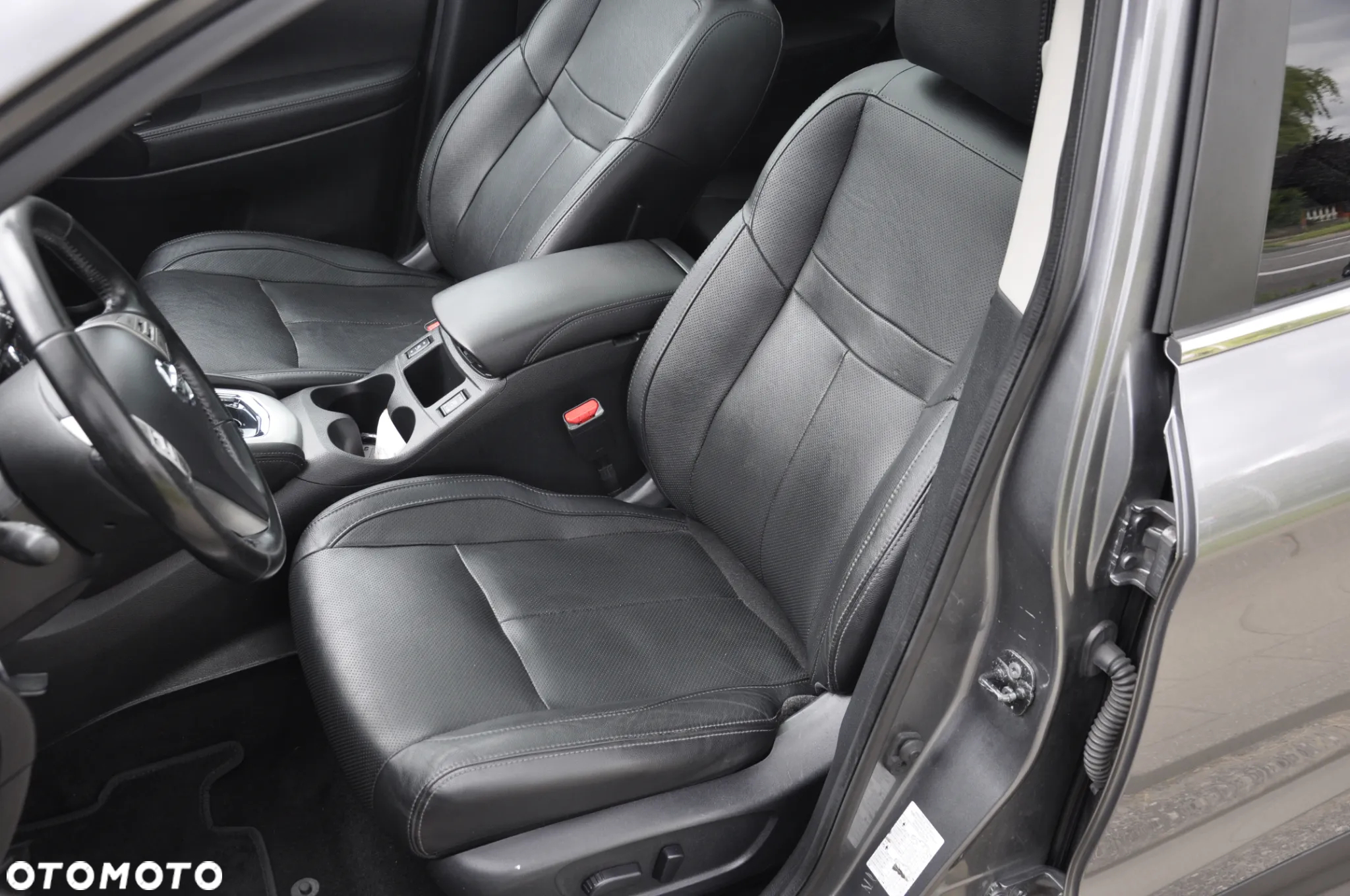 Nissan Qashqai 1.6 dCi Xtronic TEKNA - 20
