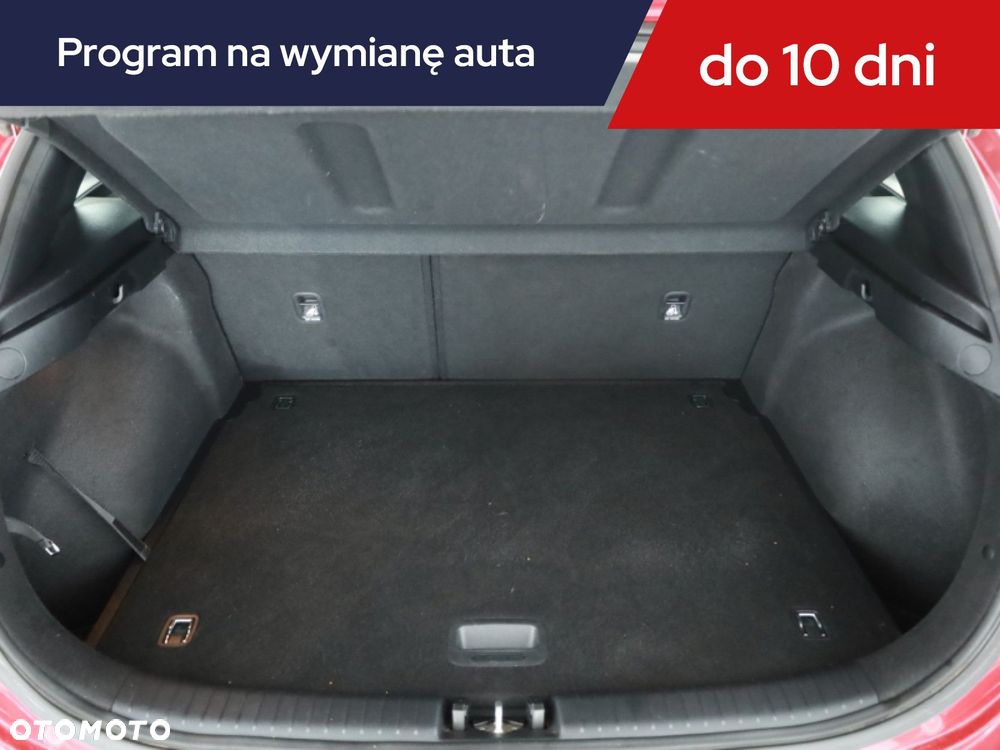 Kia Ceed - 22