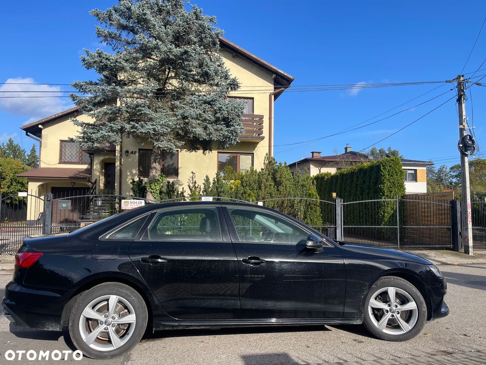 Audi A4 - 4