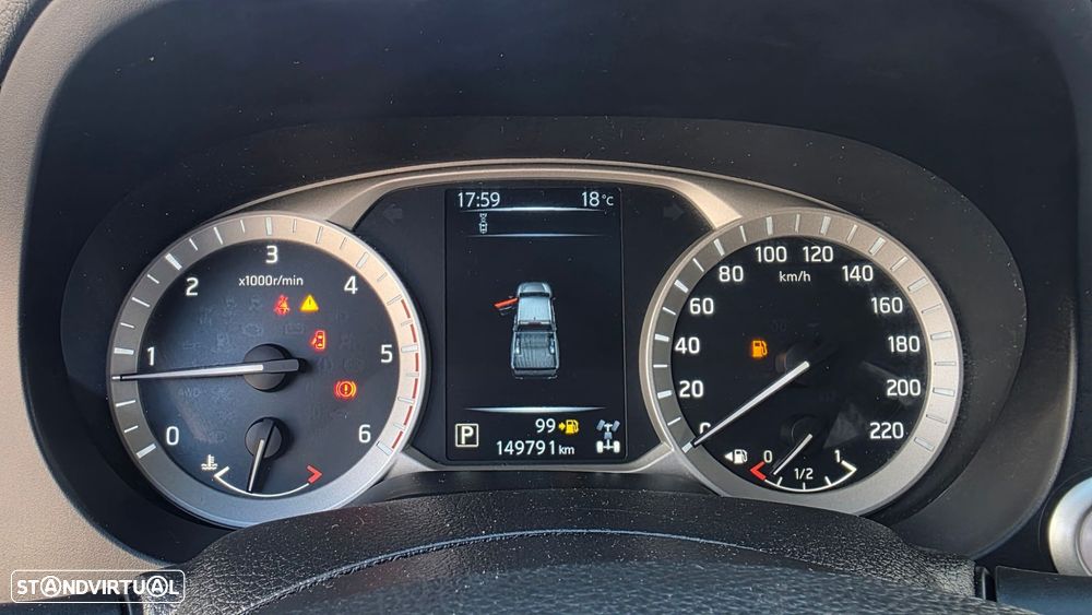 Nissan Navara 2.3 dCi CD 4WD N-Guard Auto - 18