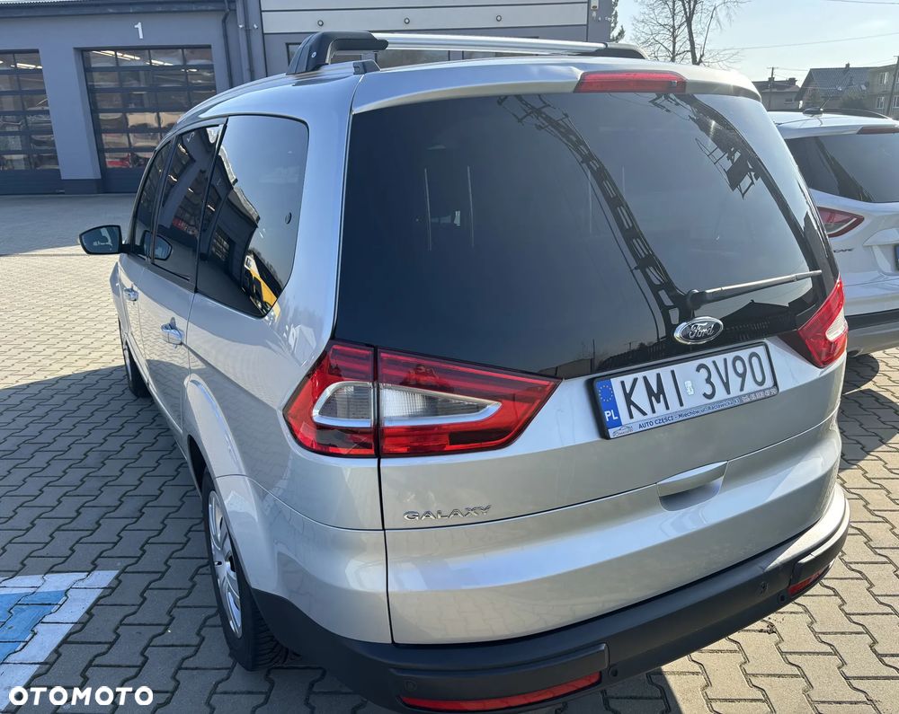 Ford Galaxy - 2
