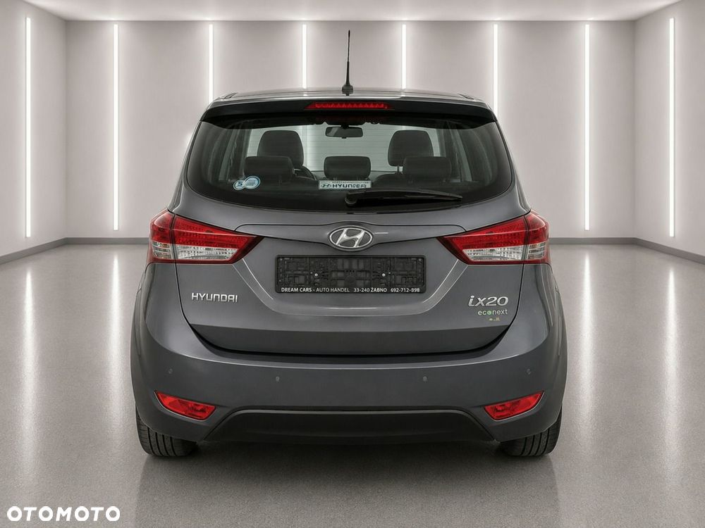 Hyundai ix20 - 7