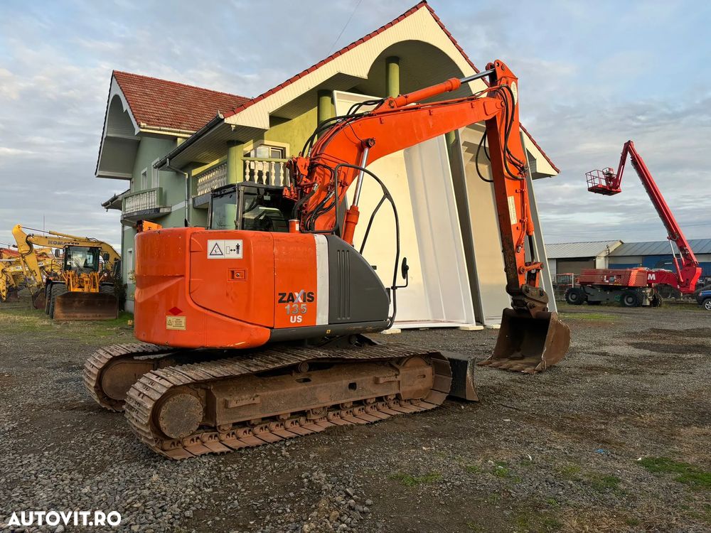 Hitachi ZX135US-3 - 3