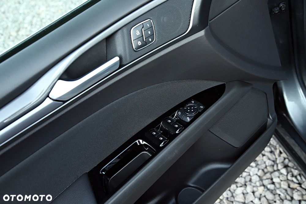 Ford Mondeo 2.0 EcoBlue Titanium - 15