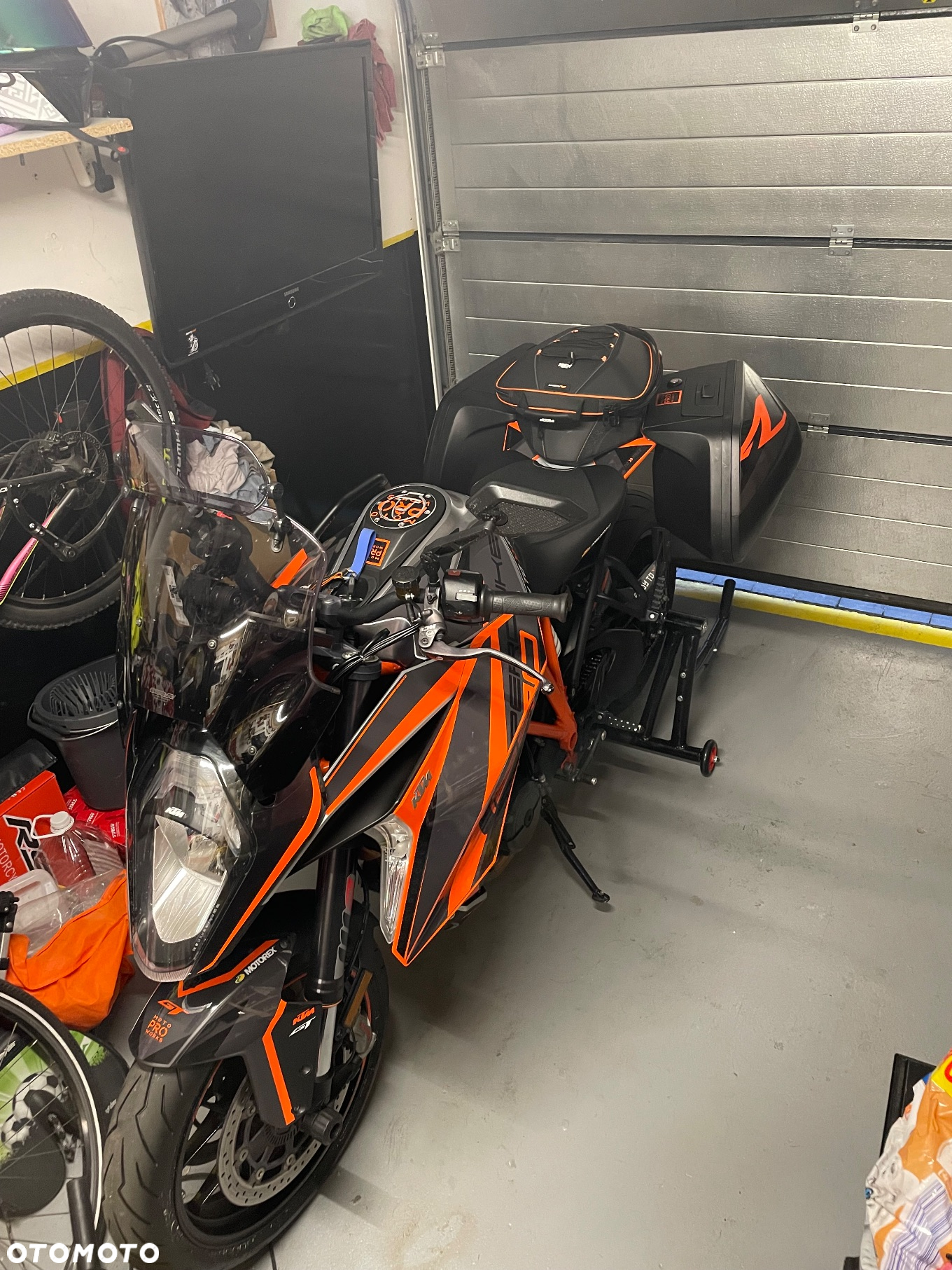 KTM Super Duke - 11