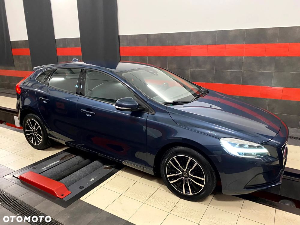 Volvo V40 D2 Summum - 6