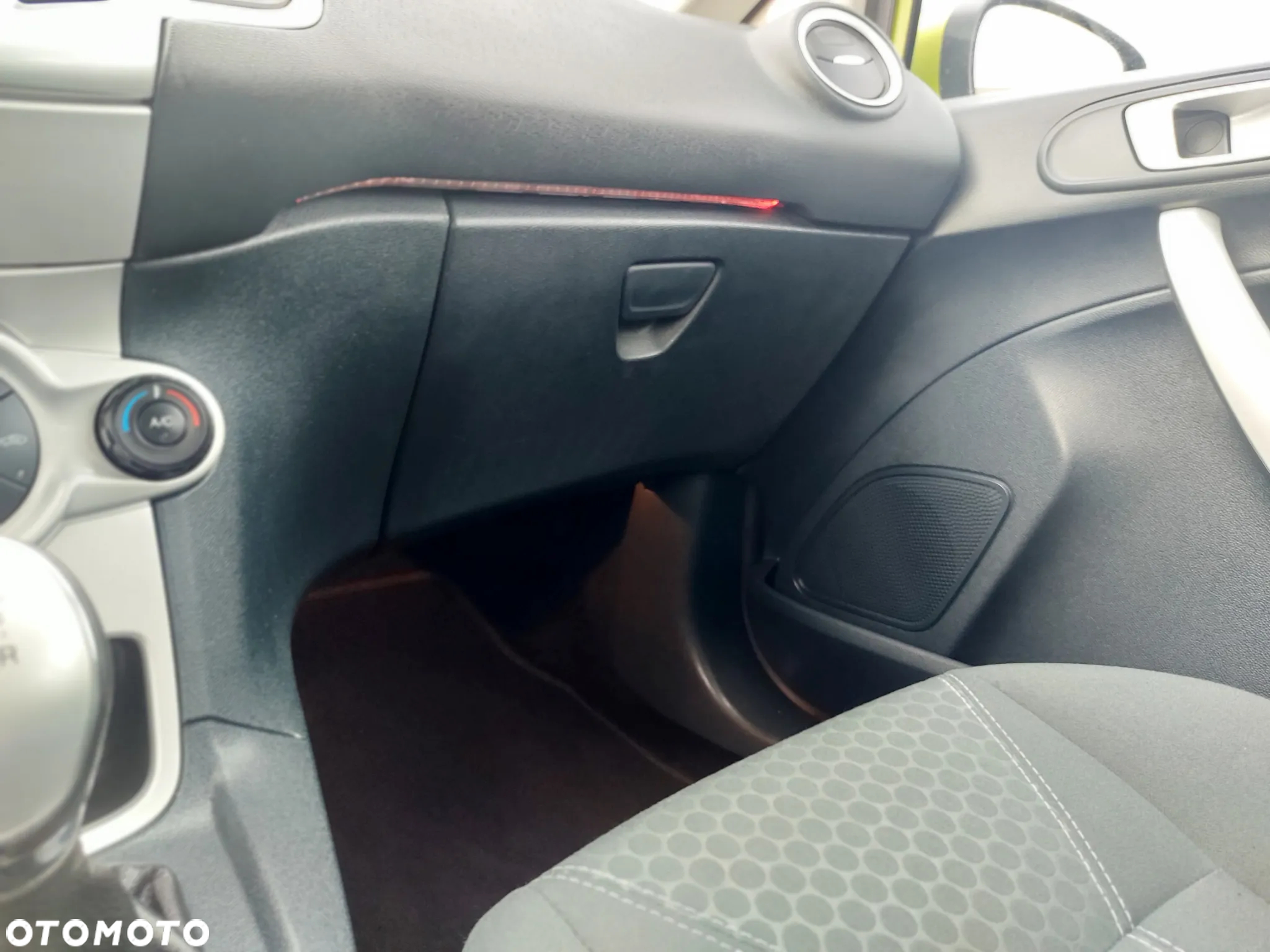Ford Fiesta 1.25 Titanium - 27