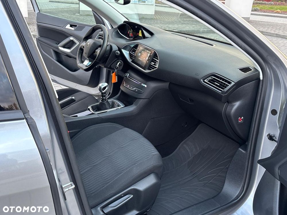 Peugeot 308 e-HDi 115 Stop & Start Allure - 8