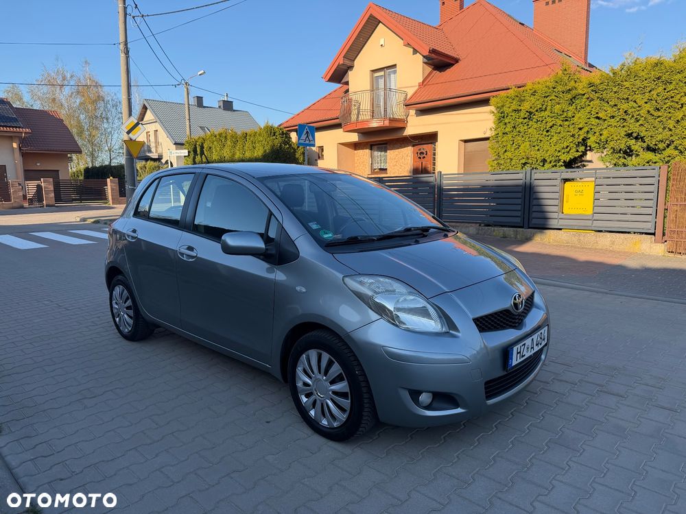 Toyota Yaris 1.33 Luna Start - 2