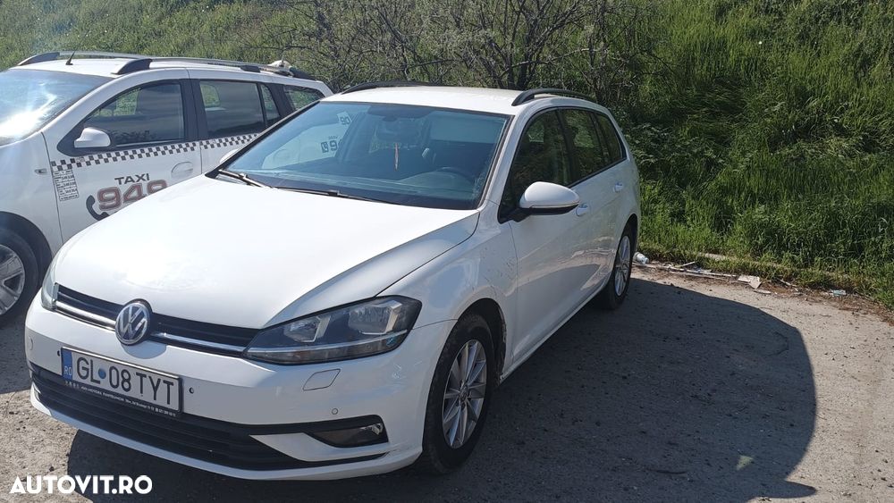 Volkswagen Golf 1.0 TSI Comfortline - 2