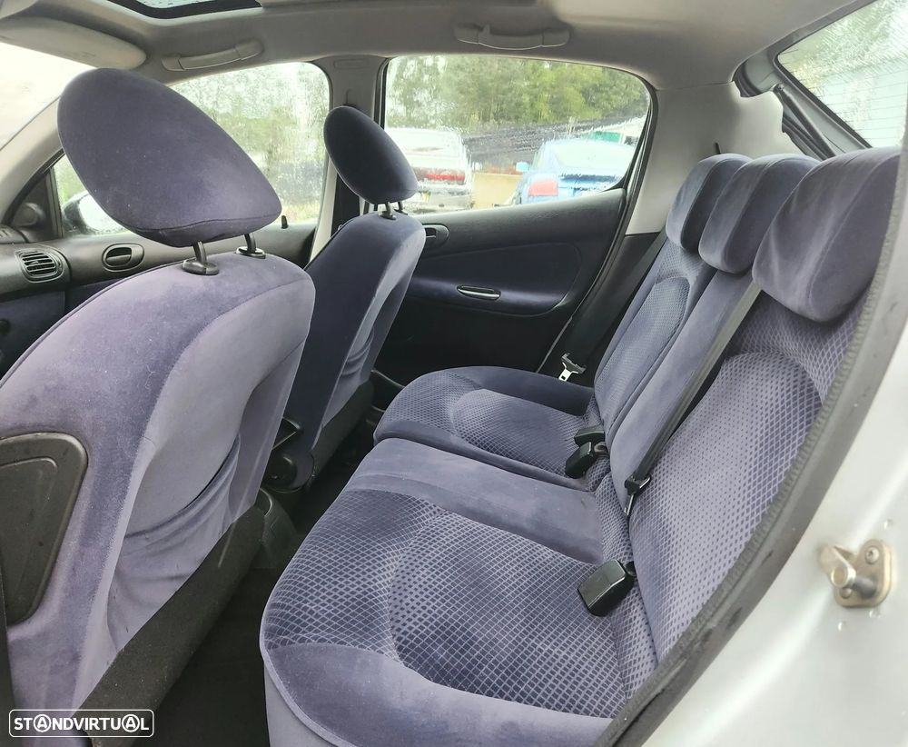 Peugeot 206 1.4 16V Black & Silver - 11