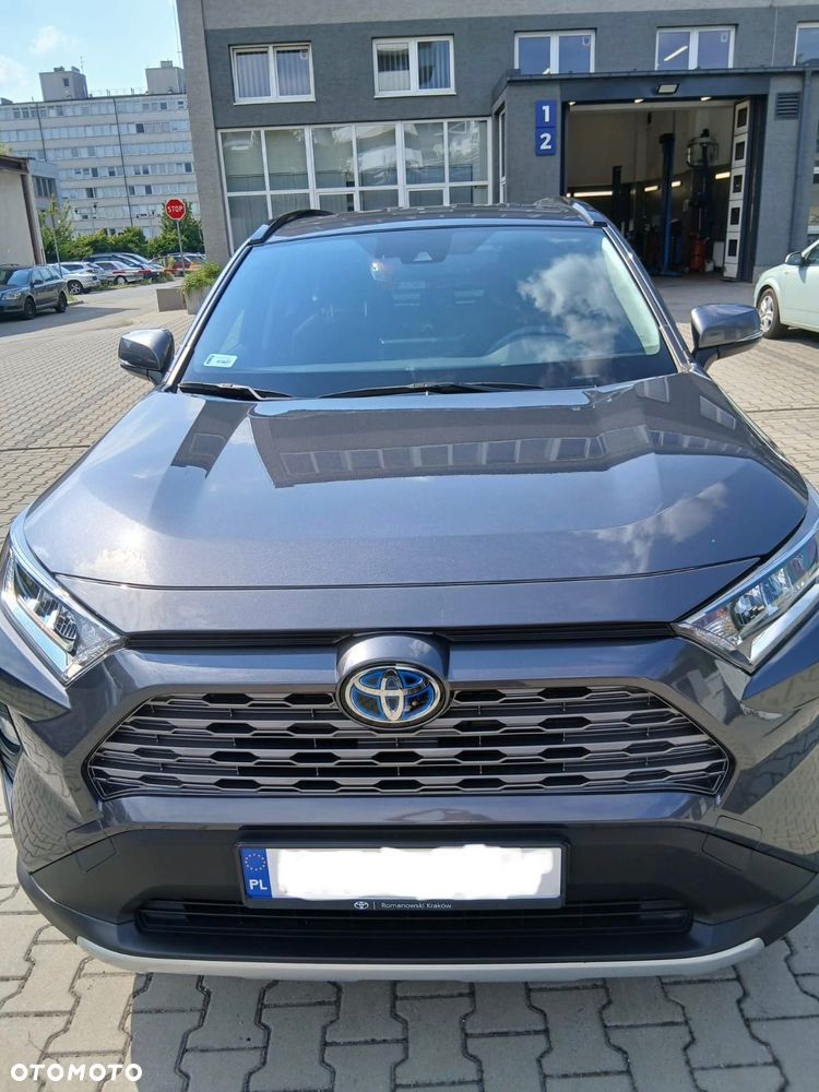 Toyota RAV4 - 1