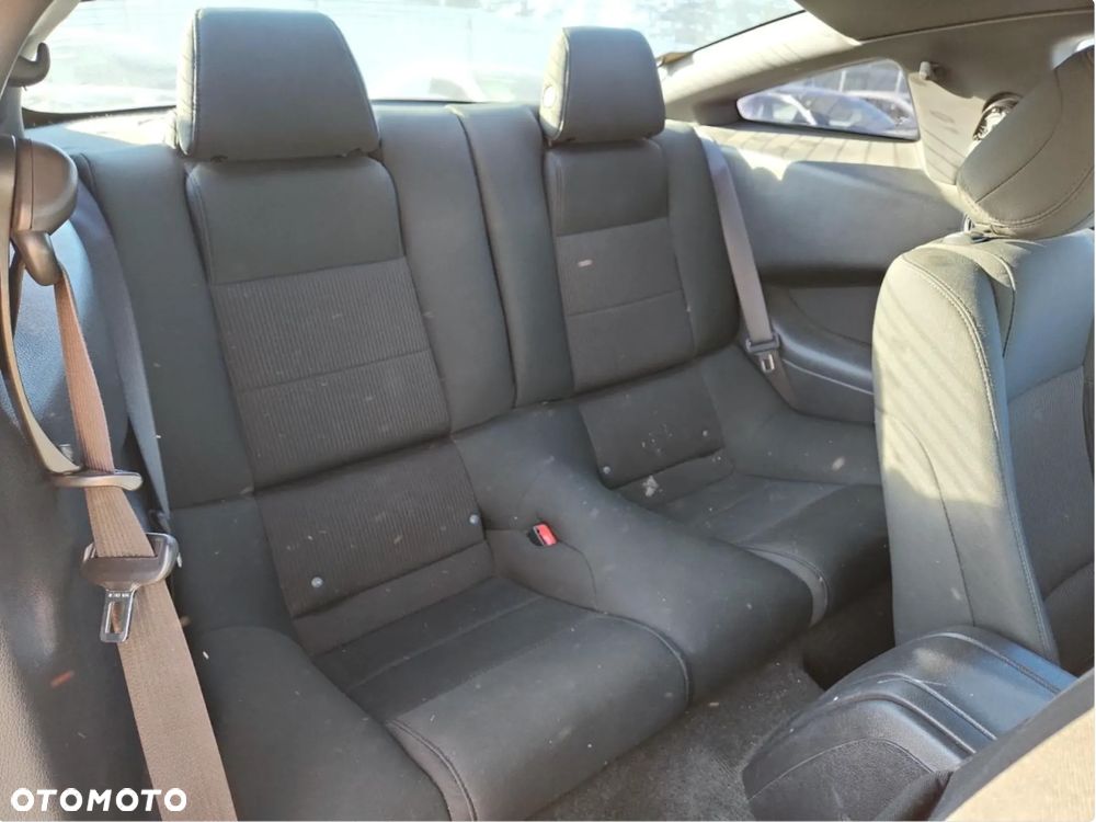 Ford Mustang 3.7 V6 - 10