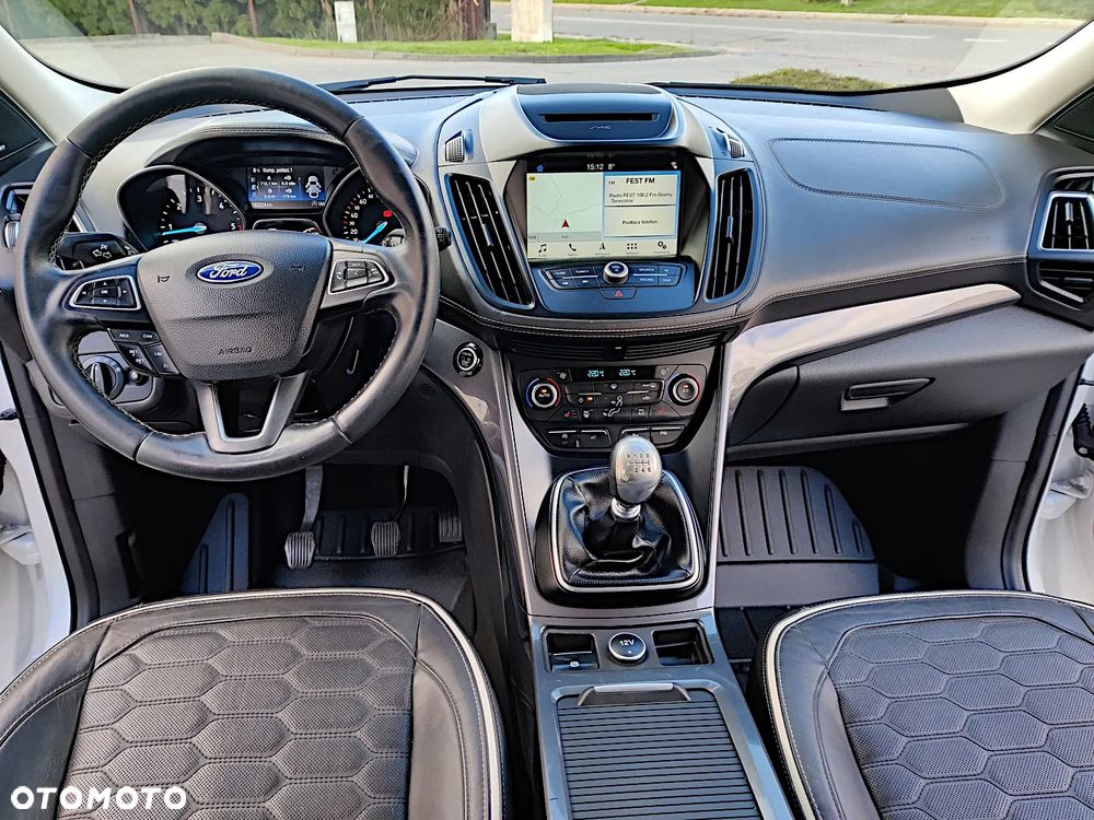 Ford Kuga 2.0 TDCi 2x4 Vignale - 21