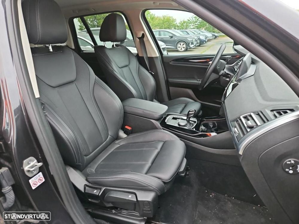 BMW X3 30 e xDrive - 7