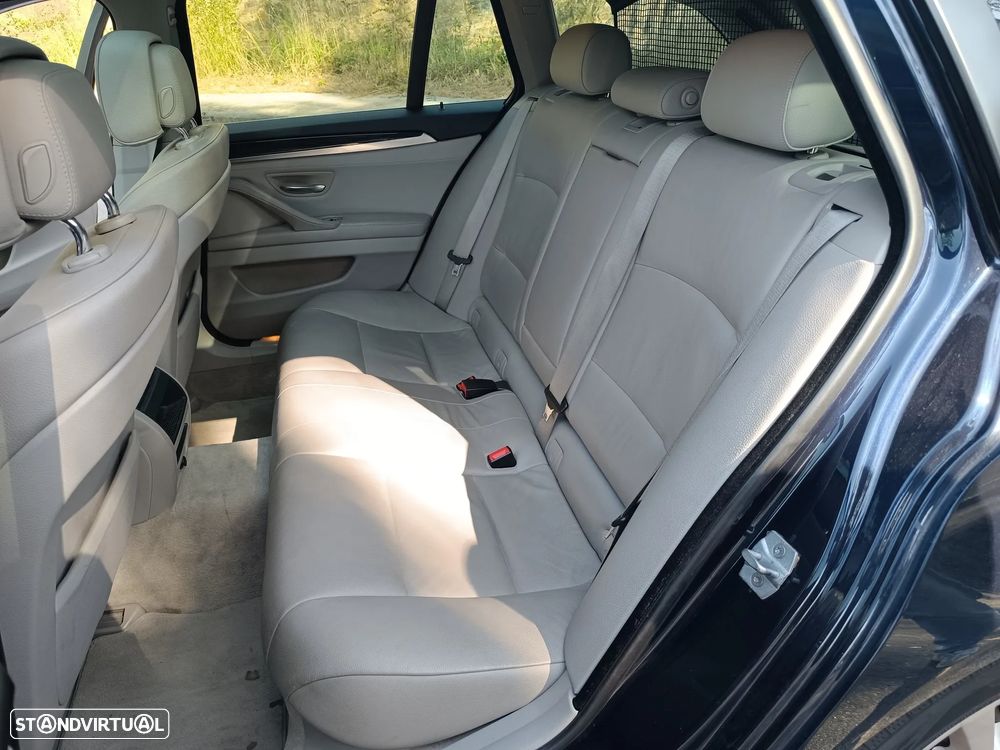 BMW 520 d Touring Aut. Luxury Line - 12