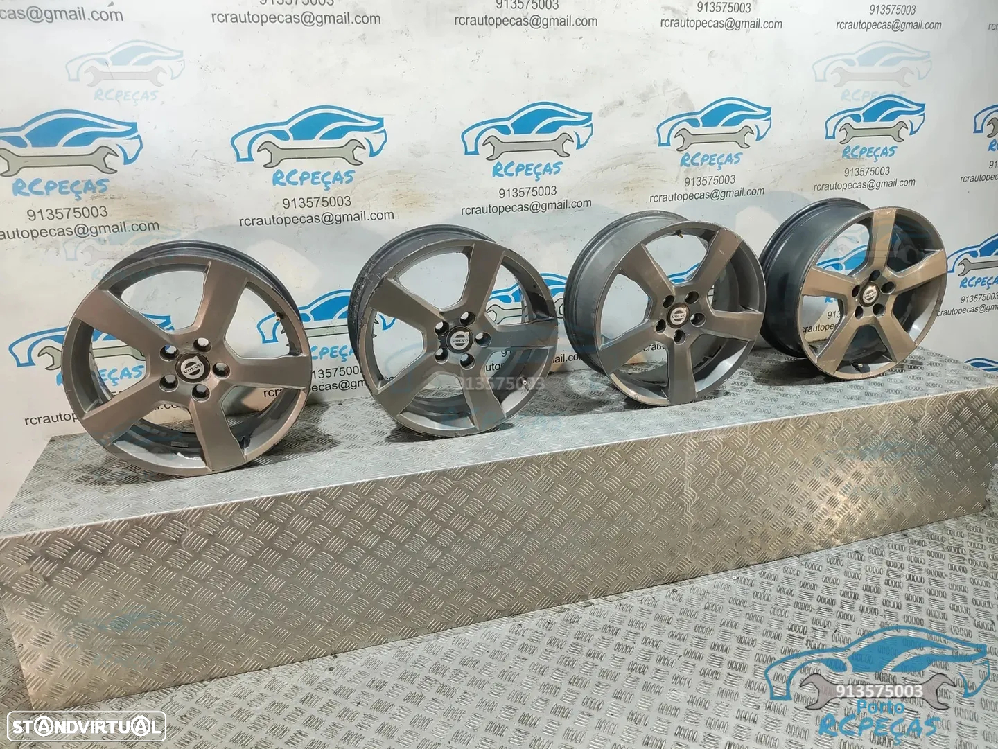 Conjunto Jantes 17" Volvo C30 - 31290177 - 7J | ET52,5 | 5x108 - Originais | Jante | 5 x 108 | 17 Polegadas | V50 | S40 | V40 | S60 | V60 - 9