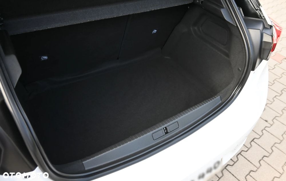 Opel Corsa 1.2 Elegance S&S - 38