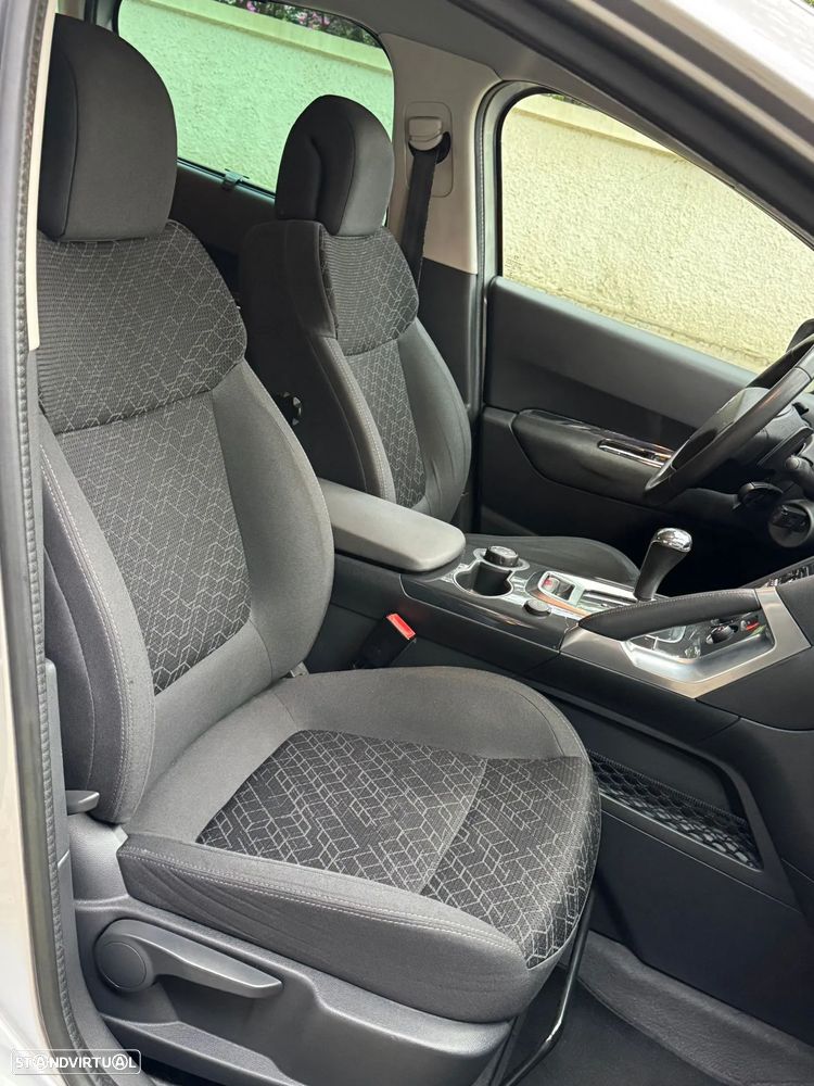 Peugeot 3008 e-HDi FAP 115 EGS6 Stop&Start Allure - 6