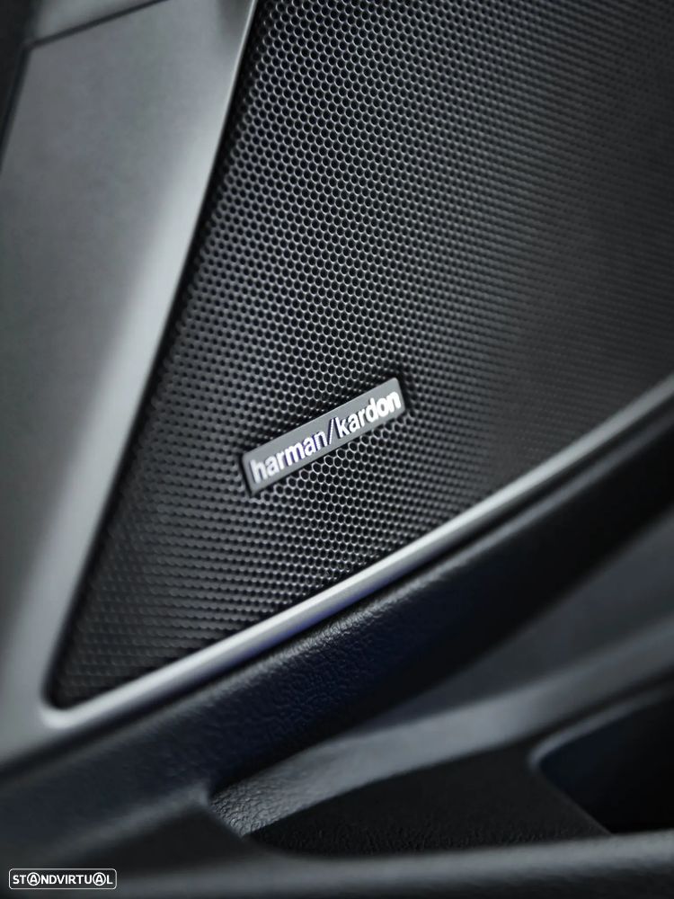 BMW M3 Competition - 32