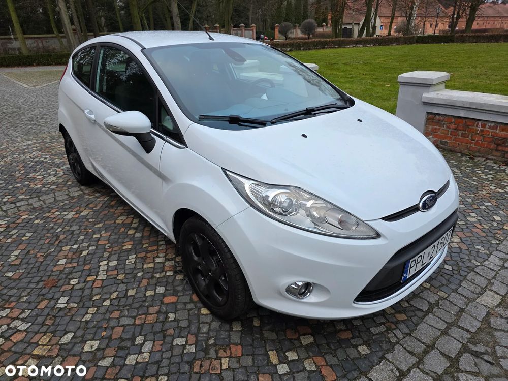 Ford Fiesta - 2