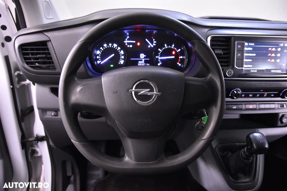 Opel Vivaro - 12
