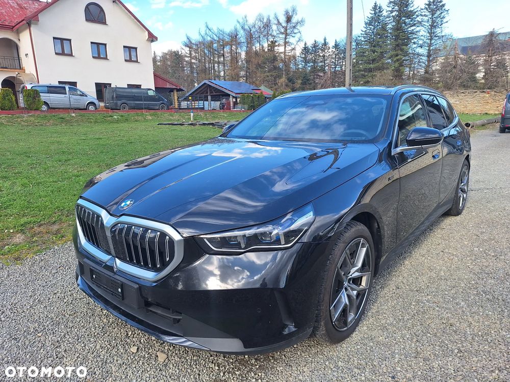 BMW Seria 5 520d xDrive - 1