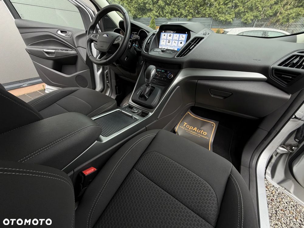 Ford Kuga - 16