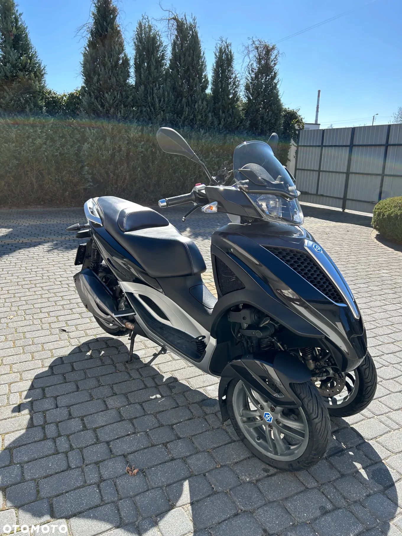 Piaggio MP-3 - 1