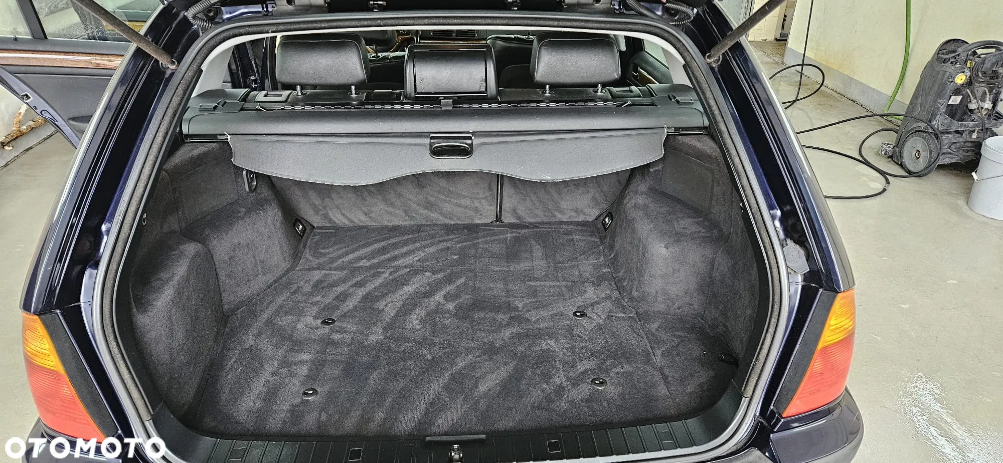 BMW Seria 3 320i - 8