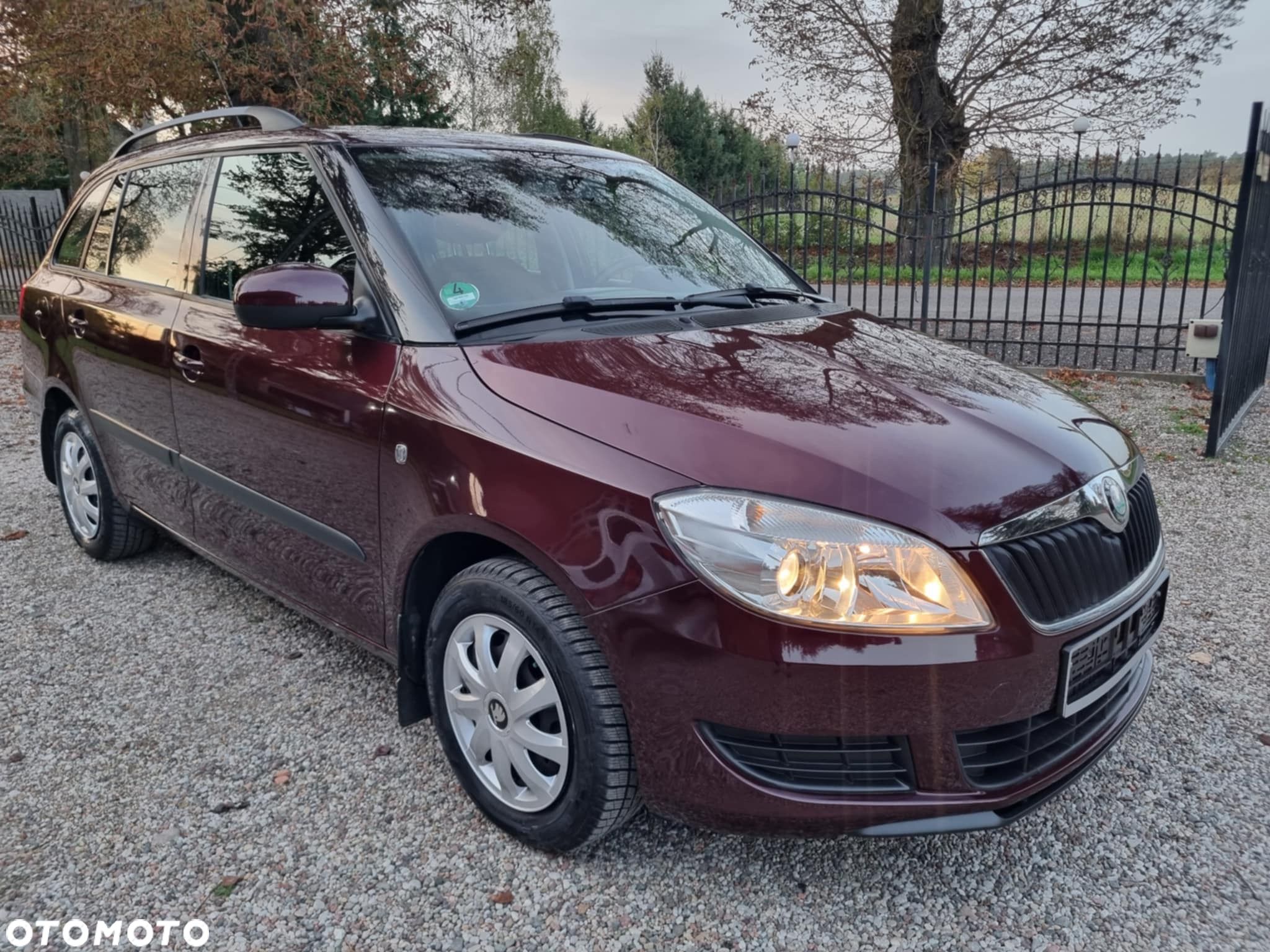 Skoda Fabia 1.2 TSI Active - 1